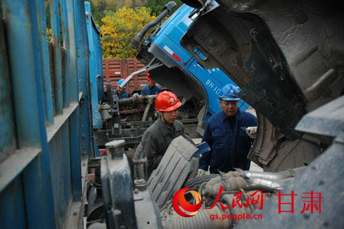 深秋送健康，體檢進(jìn)一線——劉電廠開展生產(chǎn)用車駕駛員專項健康體檢活動